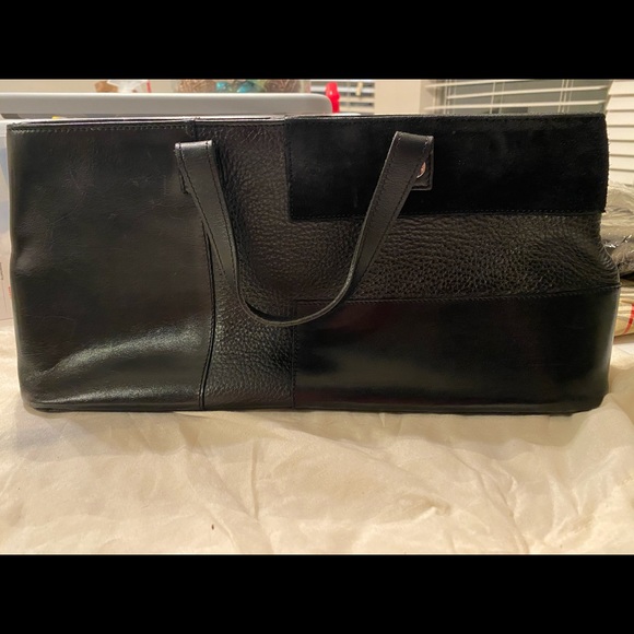 Burberry handbag leather check on the inside - Picture 5 of 5